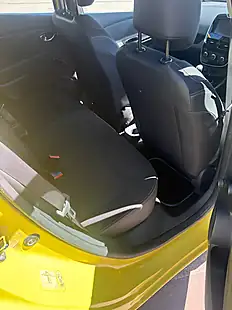Used 2013 Renault Clio Dynamique Medianav Yellow - Interior and Exterior details 8