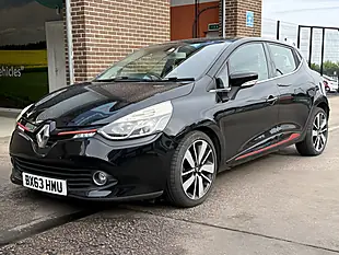 Used 2013 Renault Clio Dynamique S Medianav Black - Interior and Exterior details 3