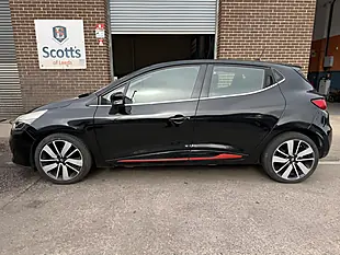 Used 2013 Renault Clio Dynamique S Medianav Black - Interior and Exterior details 5