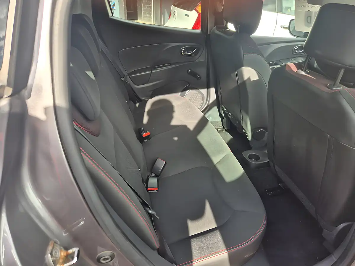 Used 2013 Renault Clio Expression + Grey - Interior and Exterior details 12