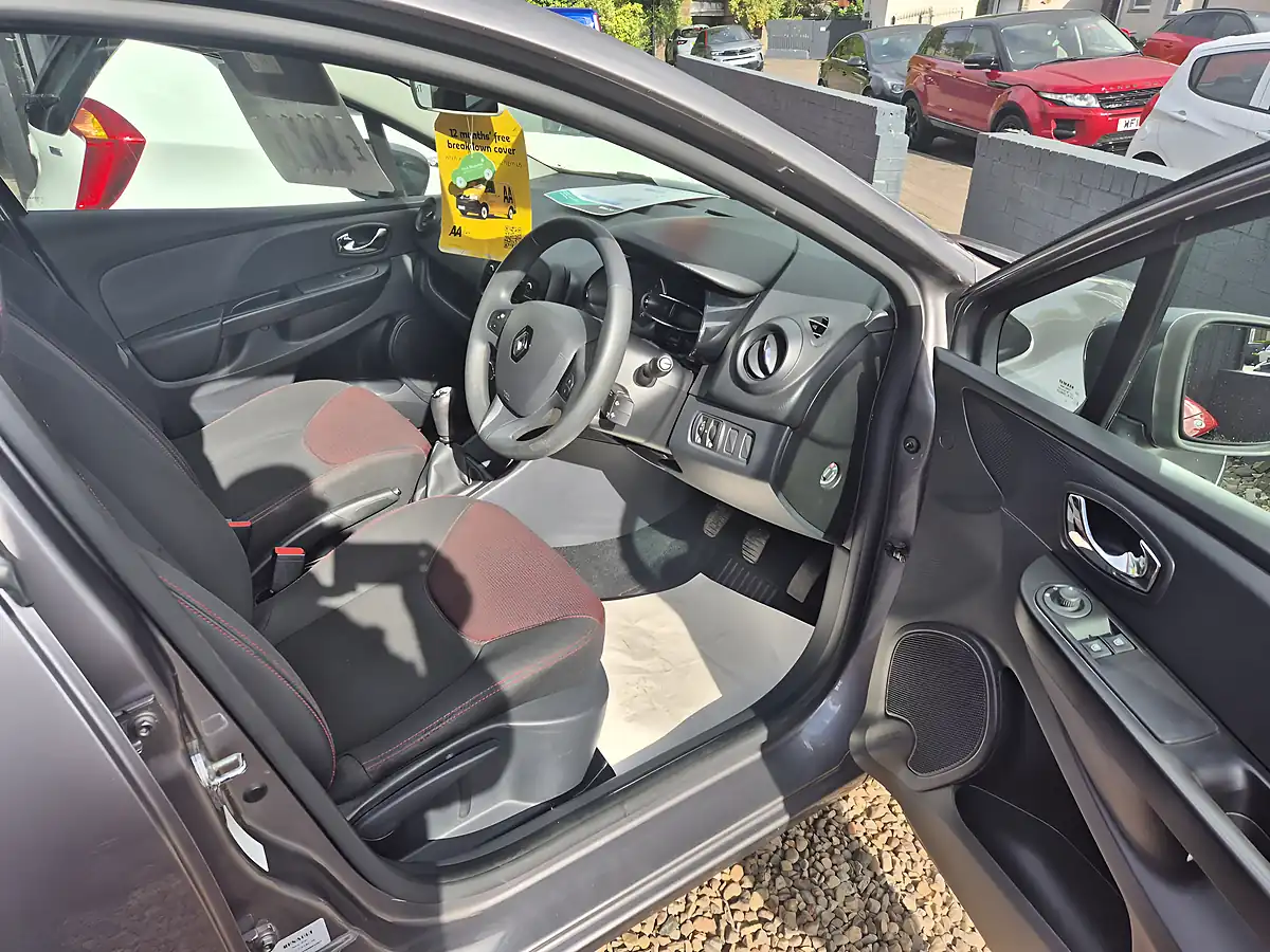 Used 2013 Renault Clio Expression + Grey - Interior and Exterior details 14