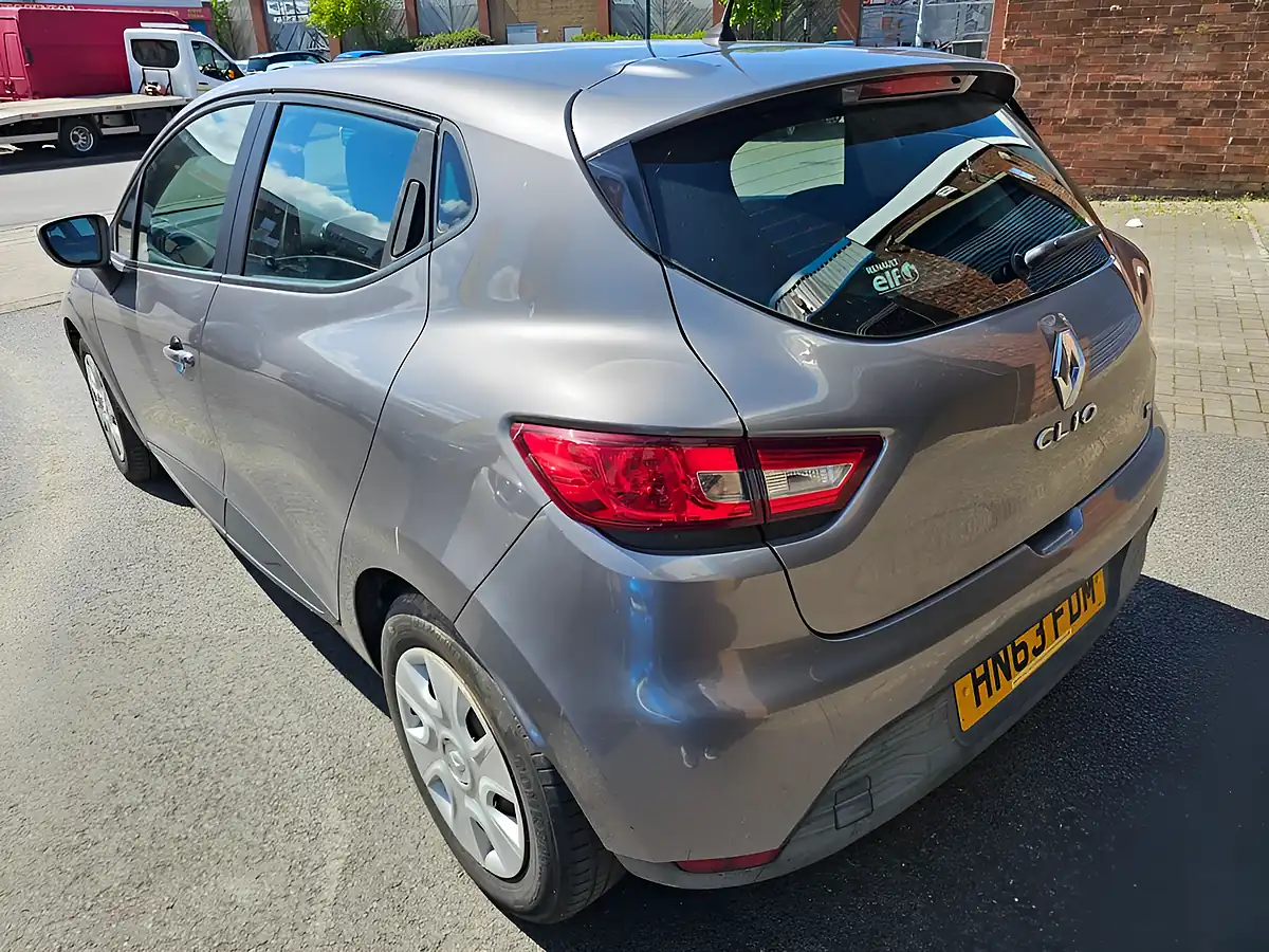Used 2013 Renault Clio Expression + Grey - Interior and Exterior details 3