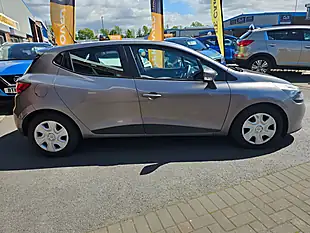 Used 2013 Renault Clio Expression + Grey - Interior and Exterior details 4
