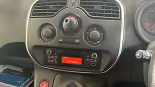 Used 2013 Renault Kangoo Phase 2 L2 H1 White - Interior and Exterior details 13