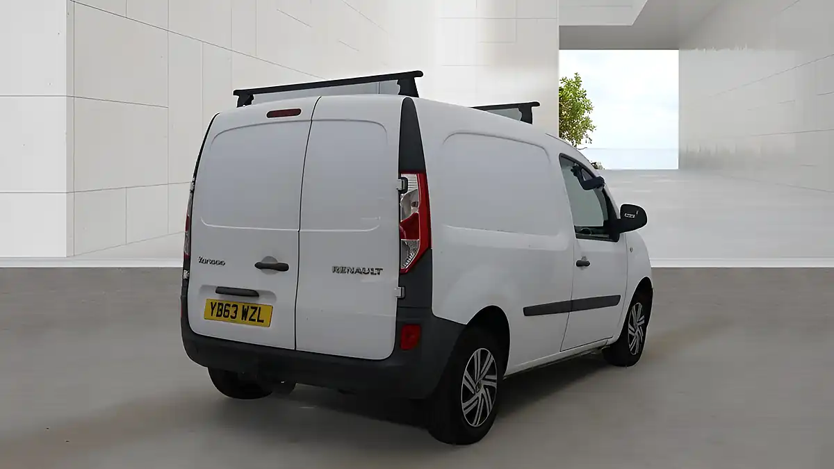 Used 2013 Renault Kangoo Phase 2 L2 H1 White - Interior and Exterior details 4