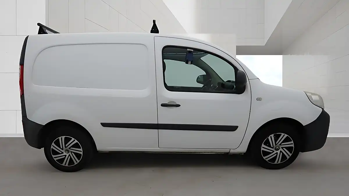 Used 2013 Renault Kangoo Phase 2 L2 H1 White - Interior and Exterior details 5