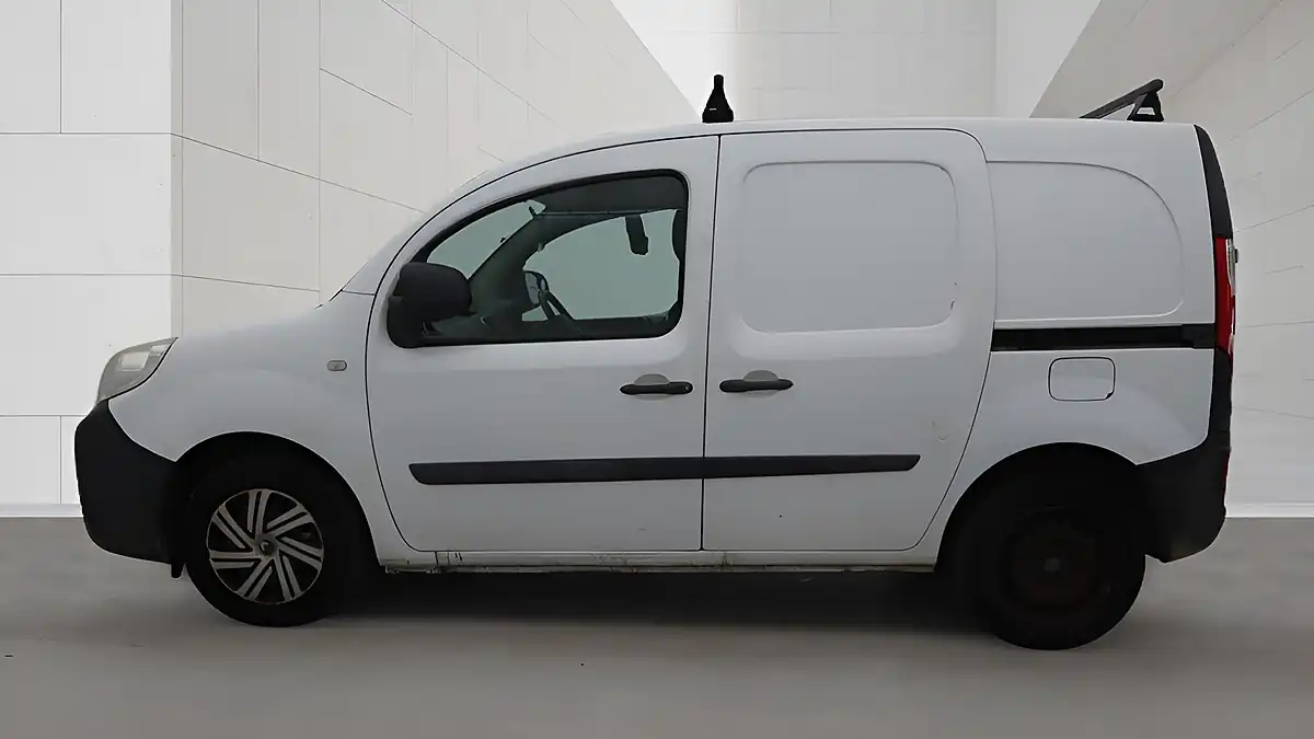 Used 2013 Renault Kangoo Phase 2 L2 H1 White - Interior and Exterior details 6