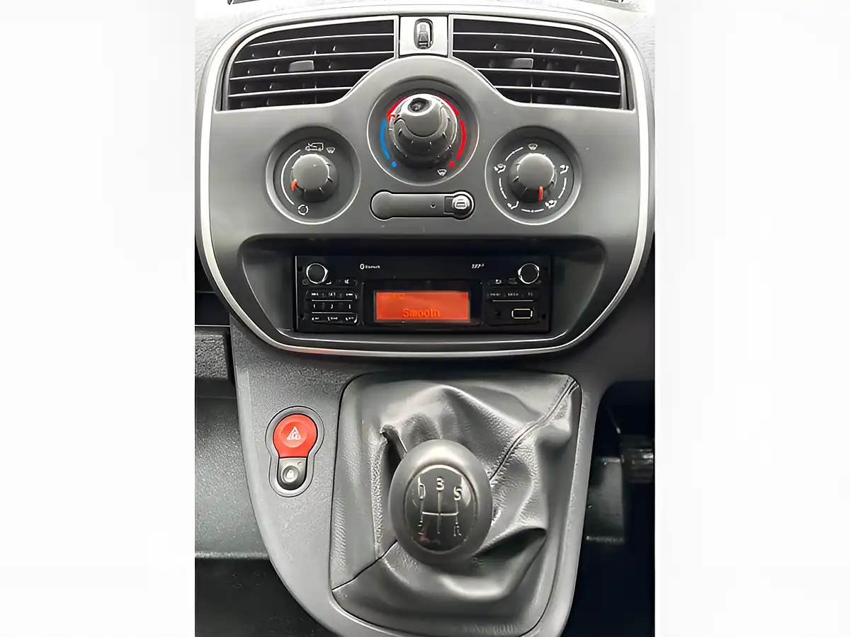 Used 2013 Renault Kangoo Phase 2 Panel Van L3 H1 White - Interior and Exterior details 18