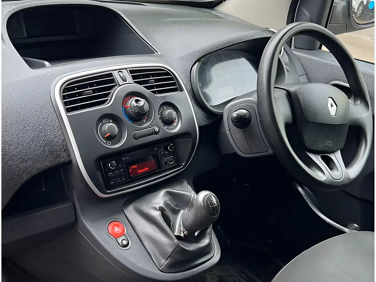 Used 2013 Renault Kangoo Phase 2 Panel Van L3 H1 White - Interior and Exterior details 20
