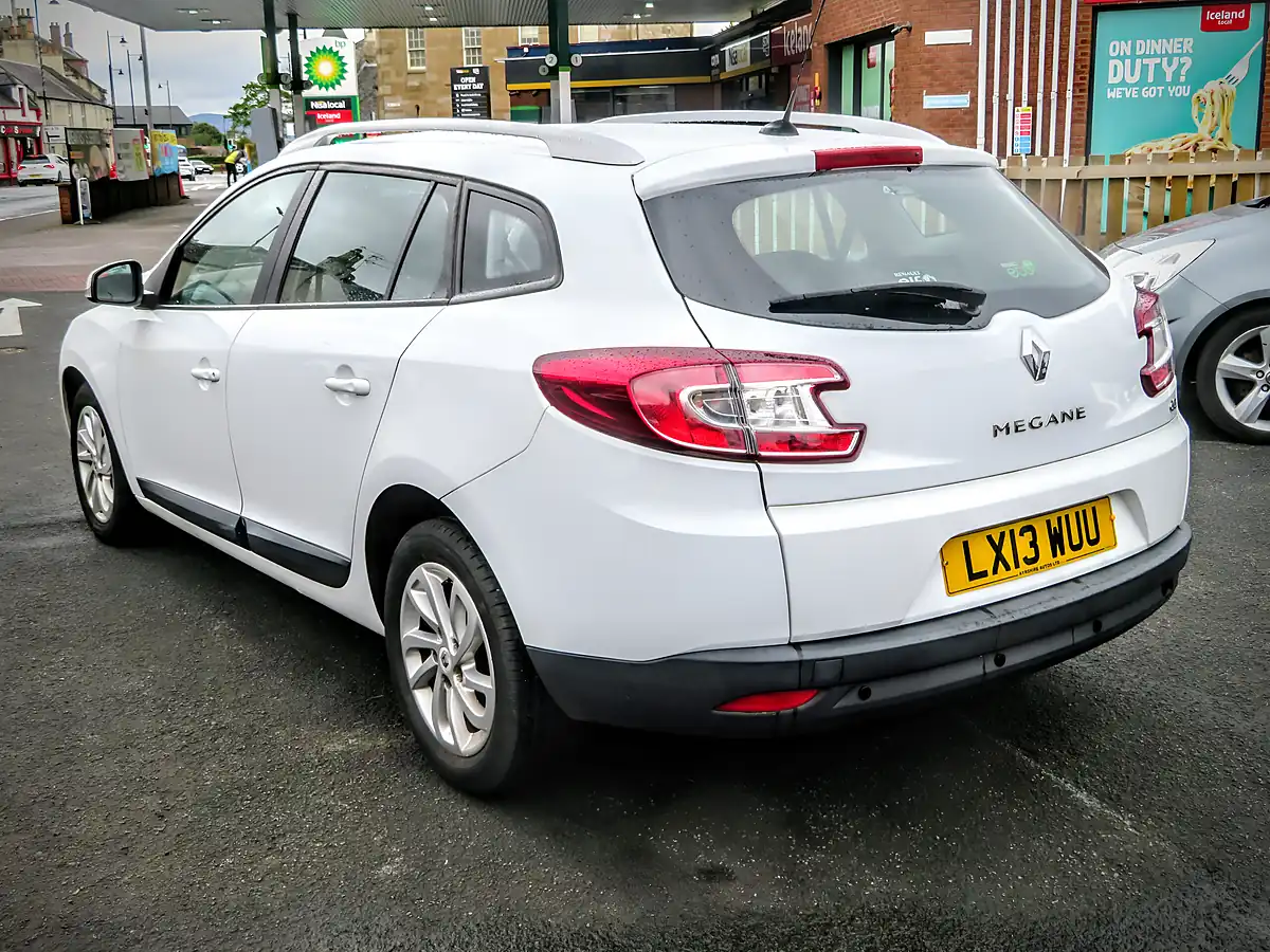 Used 2013 Renault Megane Expression Plus White - Interior and Exterior details 6