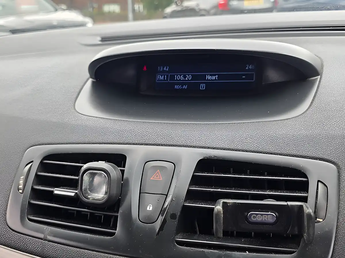 Used 2013 Renault Megane Expression Sport Tourer Silver - Interior and Exterior details 14
