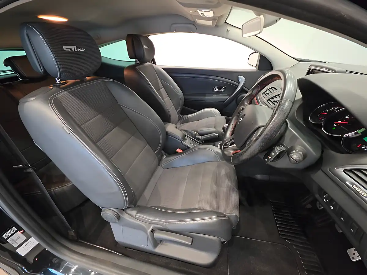 Used 2013 Renault Megane GT Line Tomtom Black - Interior and Exterior details 18