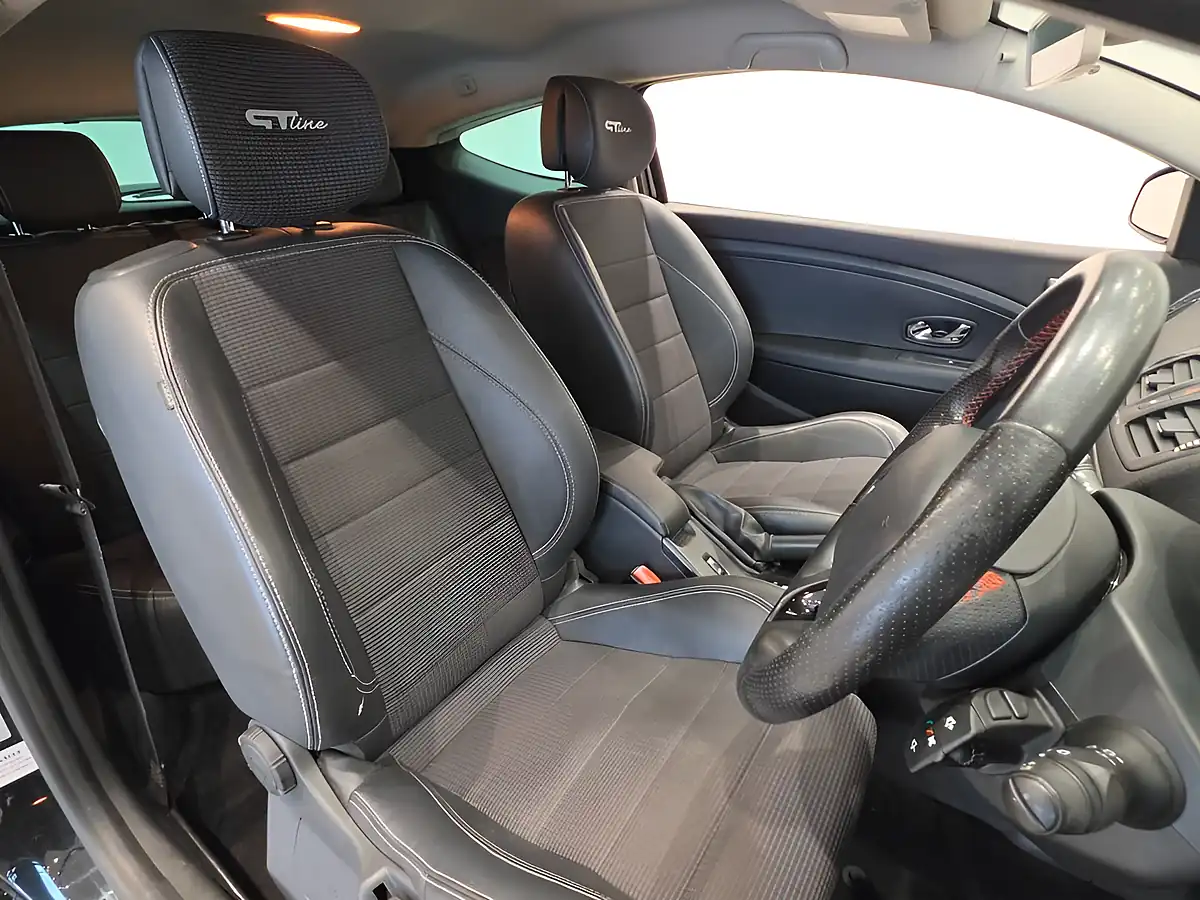 Used 2013 Renault Megane GT Line Tomtom Black - Interior and Exterior details 19