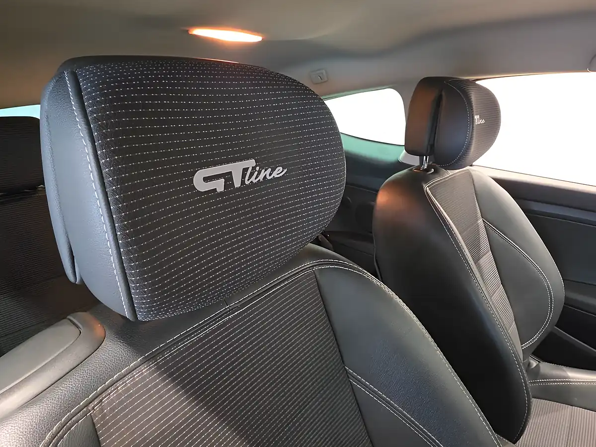 Used 2013 Renault Megane GT Line Tomtom Black - Interior and Exterior details 20