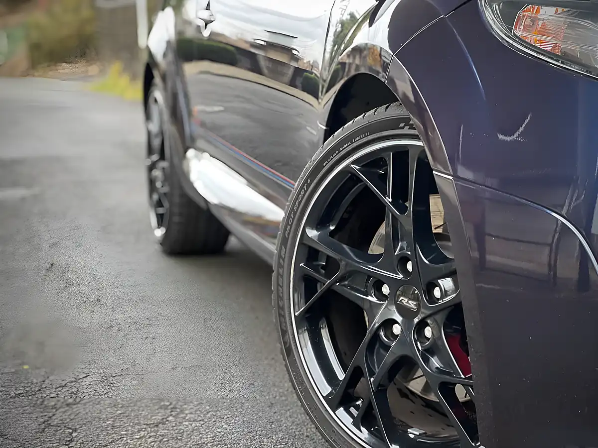 Used 2013 Renault Megane RB8 Red Bull Edition Twilight Blue - Interior and Exterior details 19