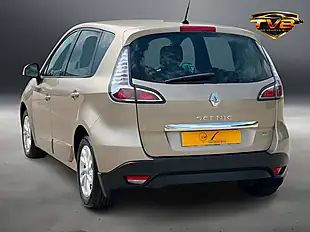 Used 2013 Renault Scenic Dynamique Tomtom Beige - Interior and Exterior details 18