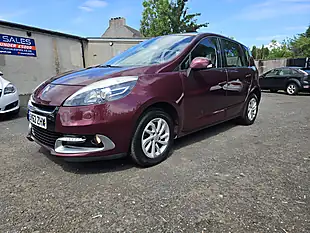 Used 2013 Renault Scenic Dynamique Tomtom Red - Interior and Exterior details 11