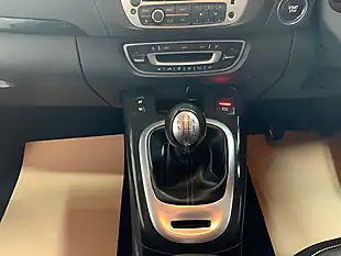 Used 2013 Renault Scenic Energy Dynamique Tomtom Bronze - Interior and Exterior details 15