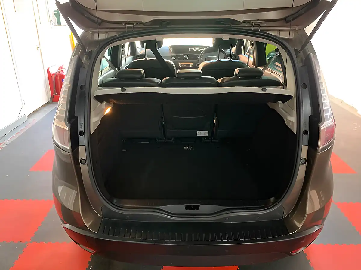 Used 2013 Renault Scenic Energy Dynamique Tomtom Bronze - Interior and Exterior details 19