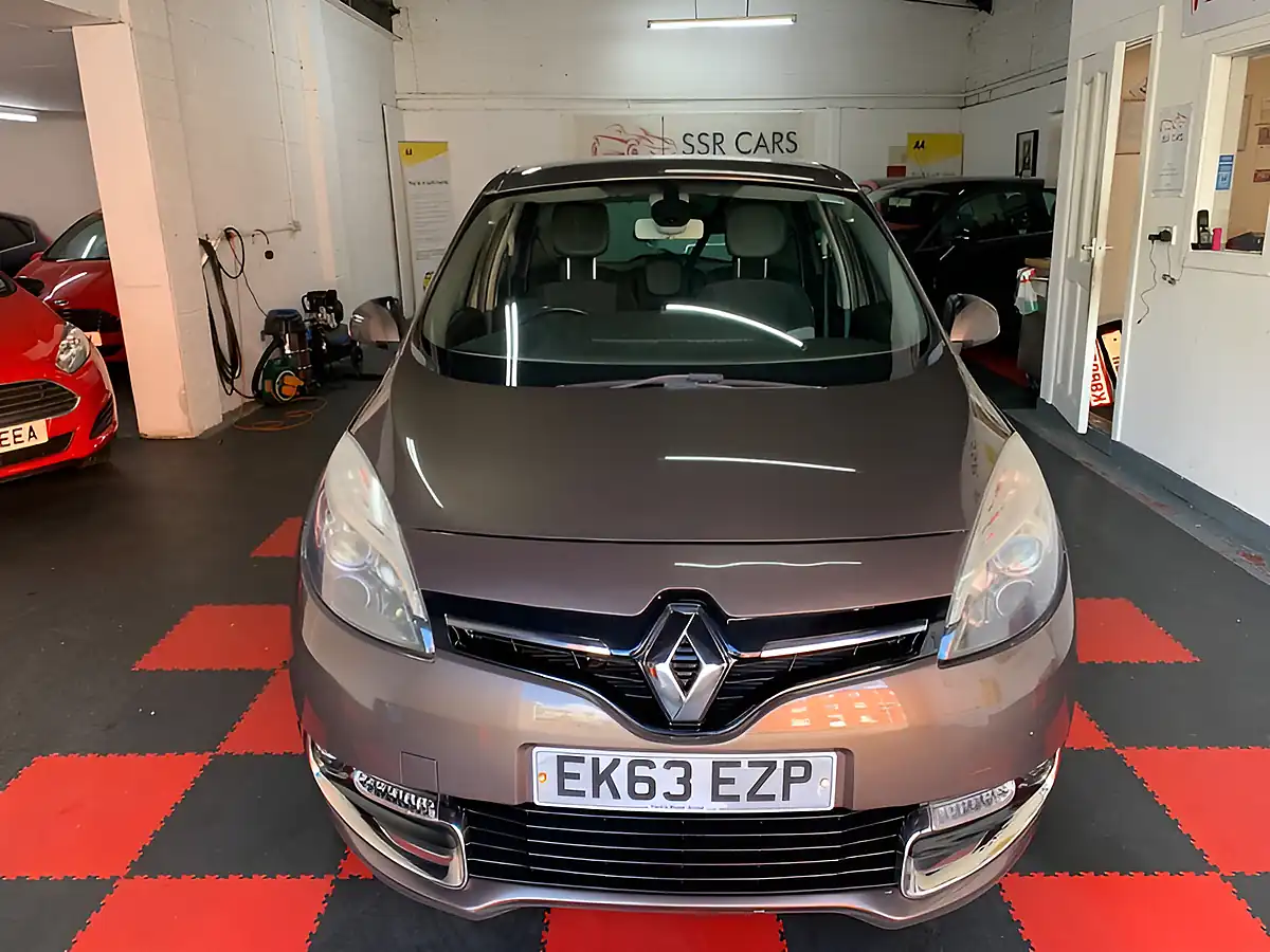 Used 2013 Renault Scenic Energy Dynamique Tomtom Bronze - Interior and Exterior details 2