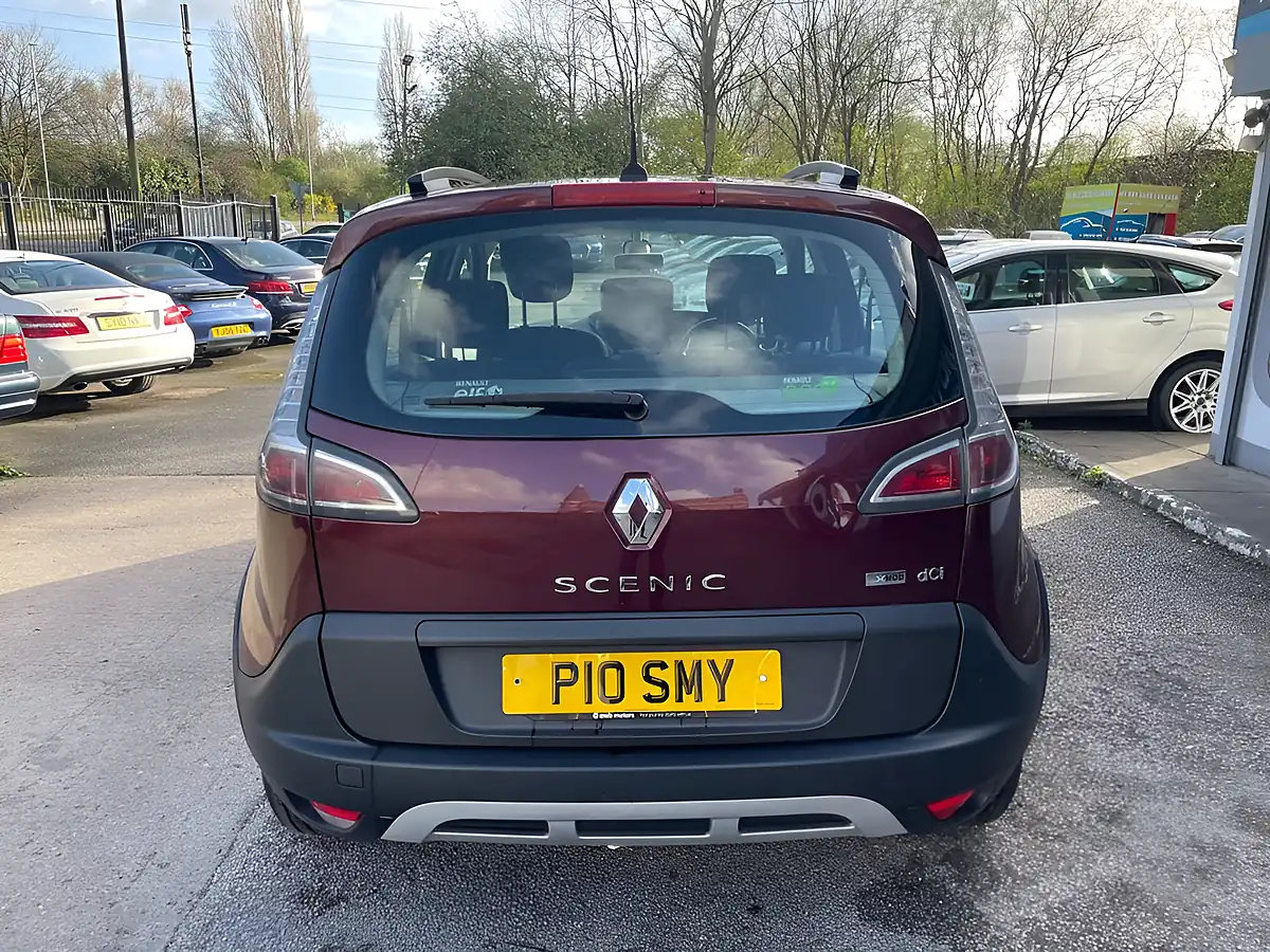 Used 2013 Renault Scenic Xmod Dynamique Tomtom Energy Red - Interior and Exterior details 4
