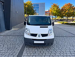 Used 2013 Renault Trafic SL27 White - Interior and Exterior details 2