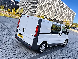 Used 2013 Renault Trafic SL27 White - Interior and Exterior details 8