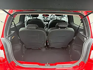 Used 2013 Renault Twingo Dynamique Red - Interior and Exterior details 13