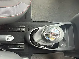 Used 2013 Renault Twingo Dynamique Red - Interior and Exterior details 20