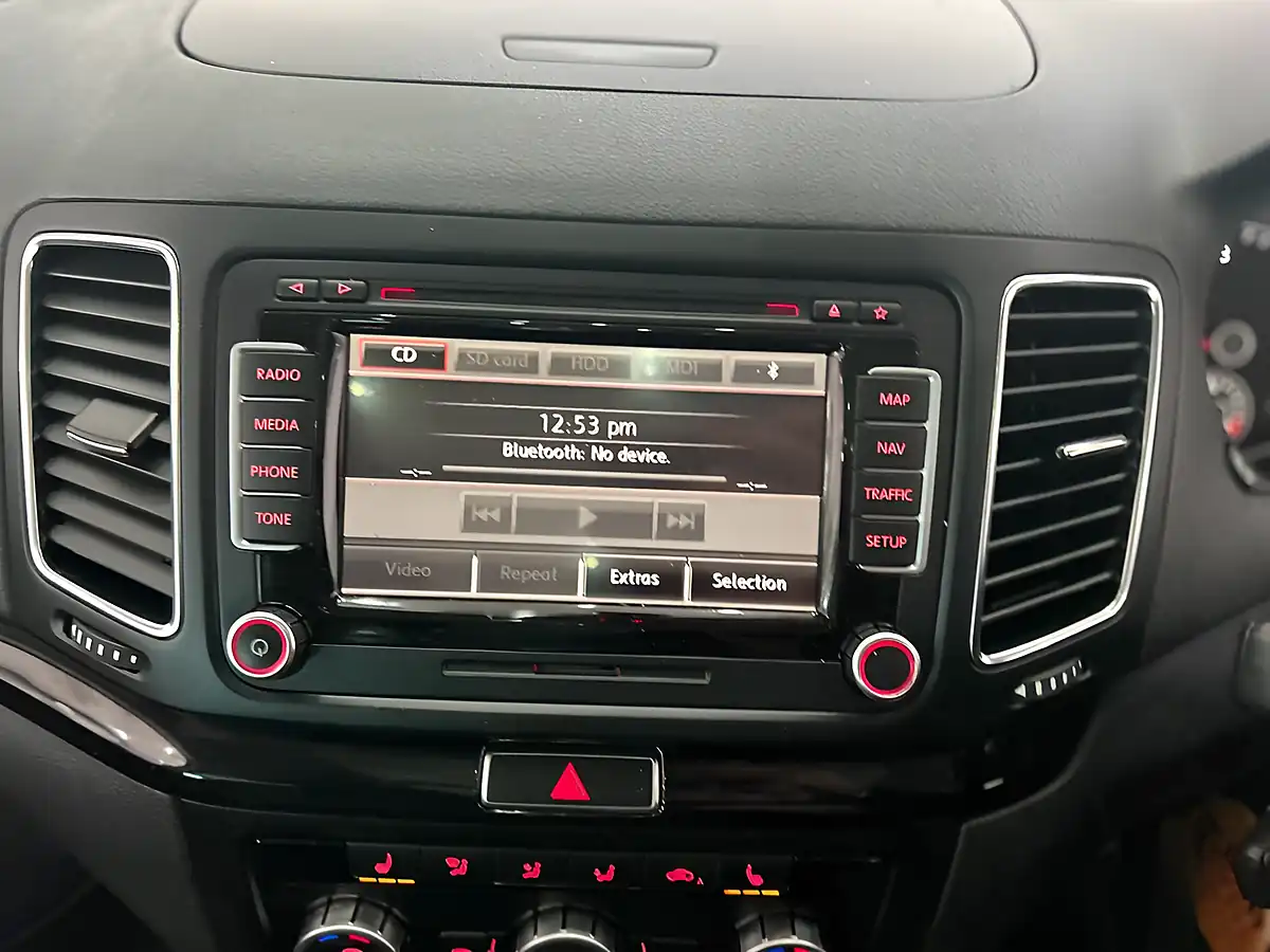 Used 2013 SEAT Alhambra Se Lux Brown - Interior and Exterior details 18