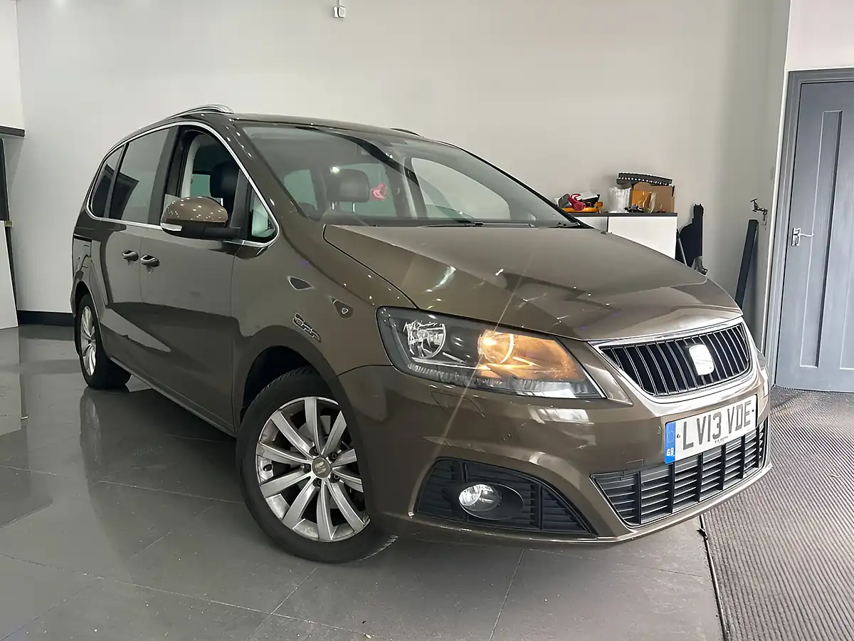 Used 2013 SEAT Alhambra Se Lux Brown - Interior and Exterior details 4