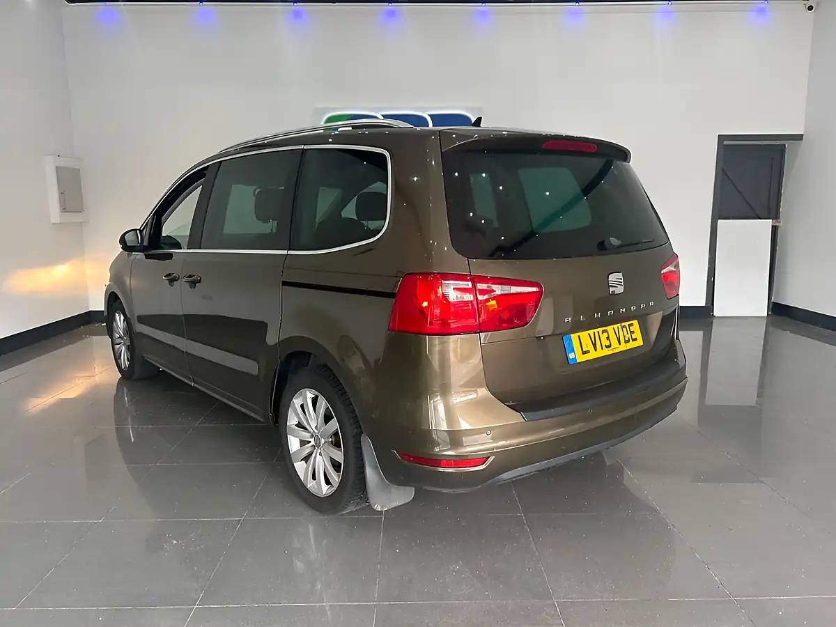 Used 2013 SEAT Alhambra Se Lux Brown - Interior and Exterior details 8