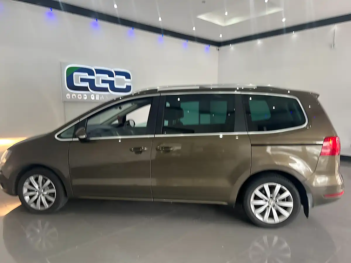 Used 2013 SEAT Alhambra Se Lux Brown - Interior and Exterior details 9