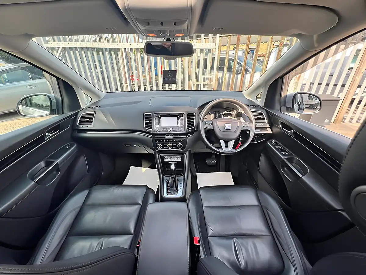 Used 2013 SEAT Alhambra Se Lux Silver - Interior and Exterior details 12