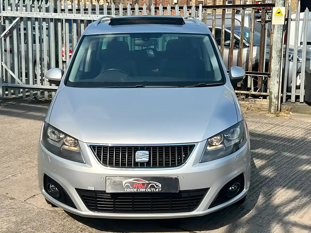 Used 2013 SEAT Alhambra Se Lux Silver - Interior and Exterior details 8