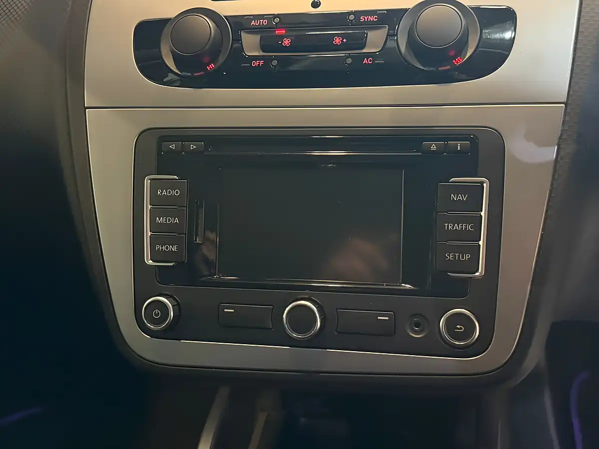 Used 2013 SEAT Altea Se Silver - Interior and Exterior details 15