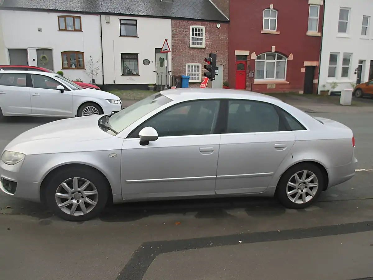Used 2013 SEAT Exeo Se Ecomotive Silver - Interior and Exterior details 3