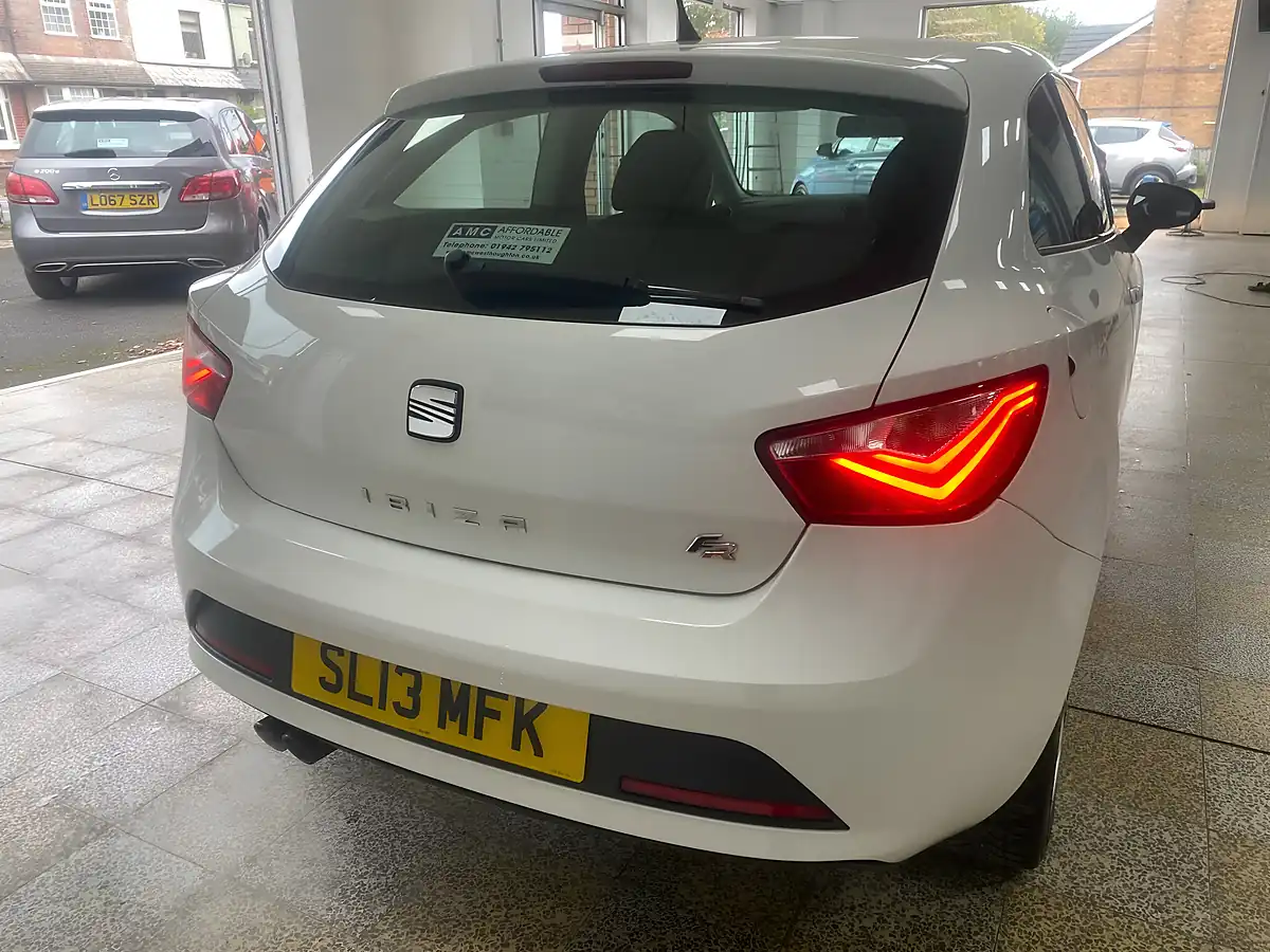 Used 2013 SEAT Ibiza Fr Sport Coupe White - Interior and Exterior details 8