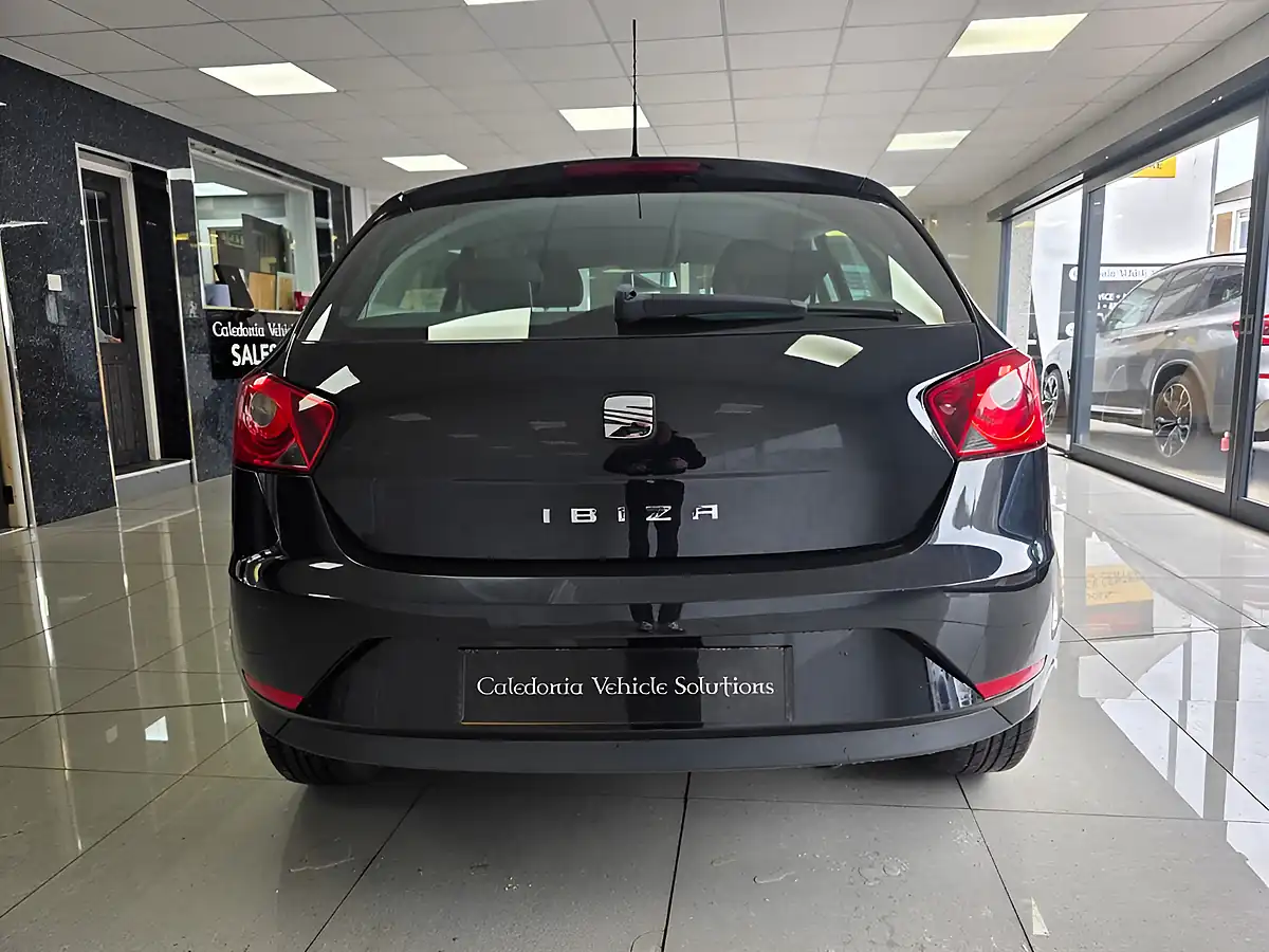 Used 2013 SEAT Ibiza S Black - Interior and Exterior details 12