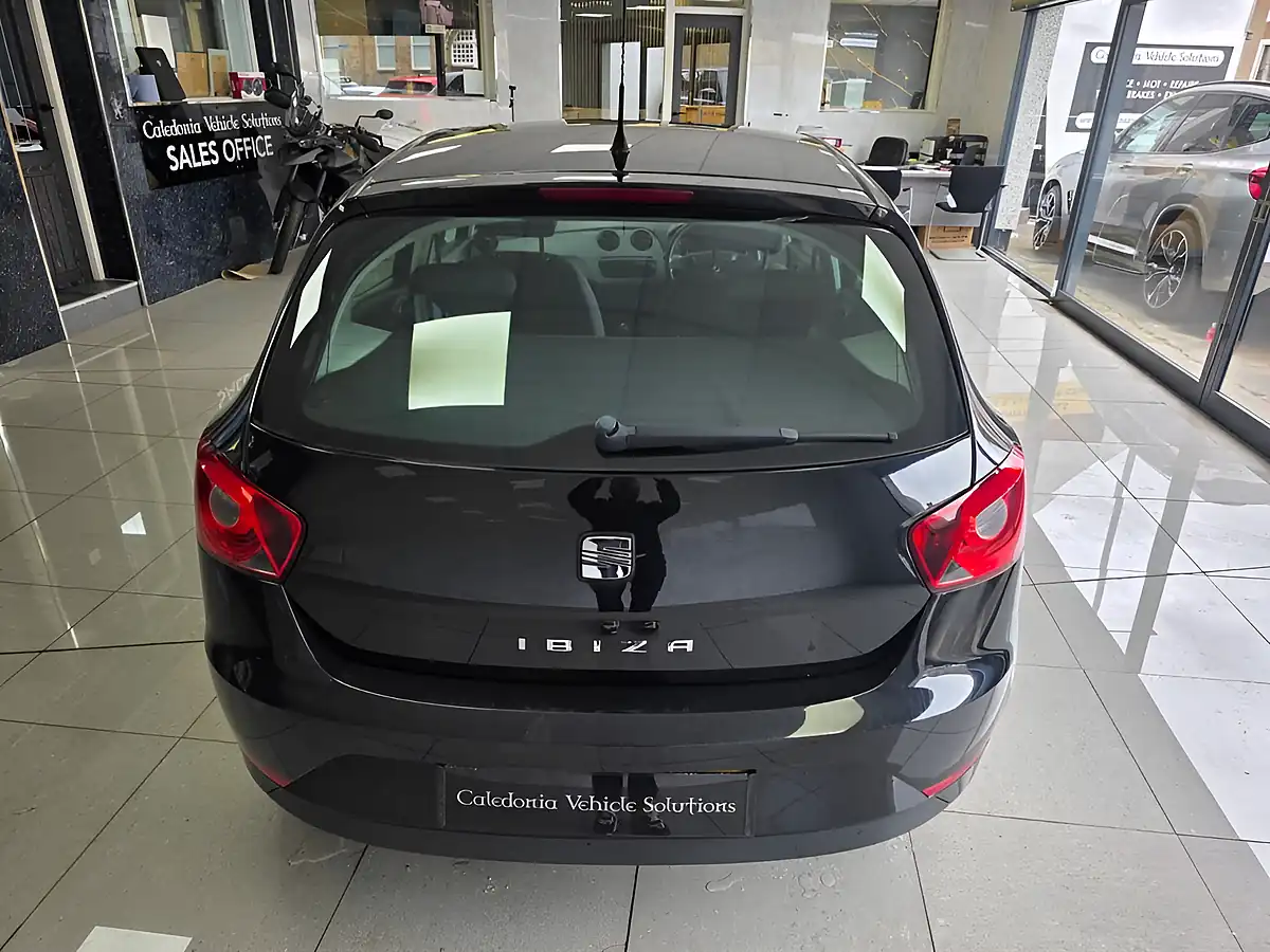 Used 2013 SEAT Ibiza S Black - Interior and Exterior details 13