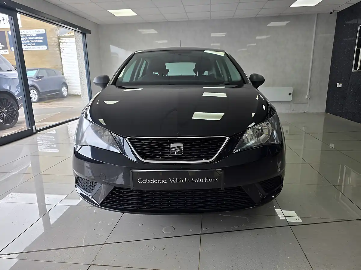 Used 2013 SEAT Ibiza S Black - Interior and Exterior details 16