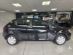 Used 2013 SEAT Ibiza S Black - Interior and Exterior details 9