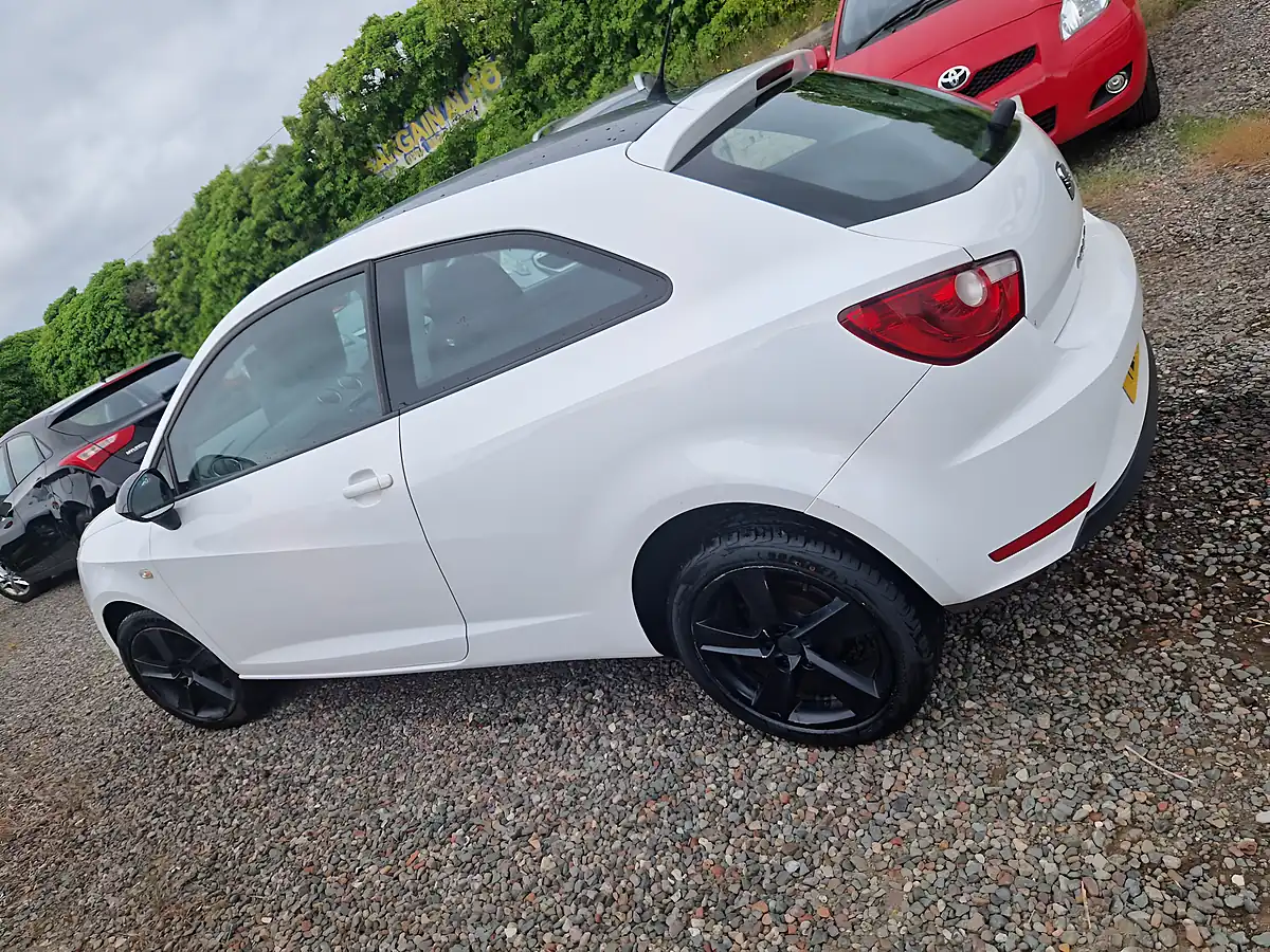 Used 2013 SEAT Ibiza Toca 3dr Sports Coupe White - Interior and Exterior details 11