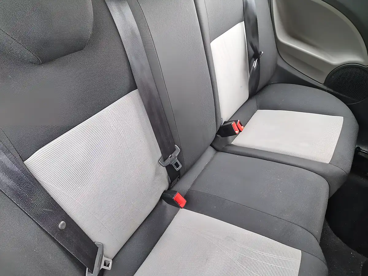 Used 2013 SEAT Ibiza Toca 3dr Sports Coupe White - Interior and Exterior details 19
