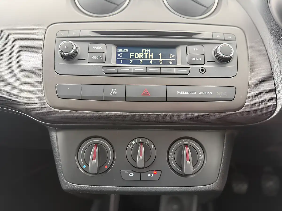 Used 2013 SEAT Ibiza Toca Grey - Interior and Exterior details 14