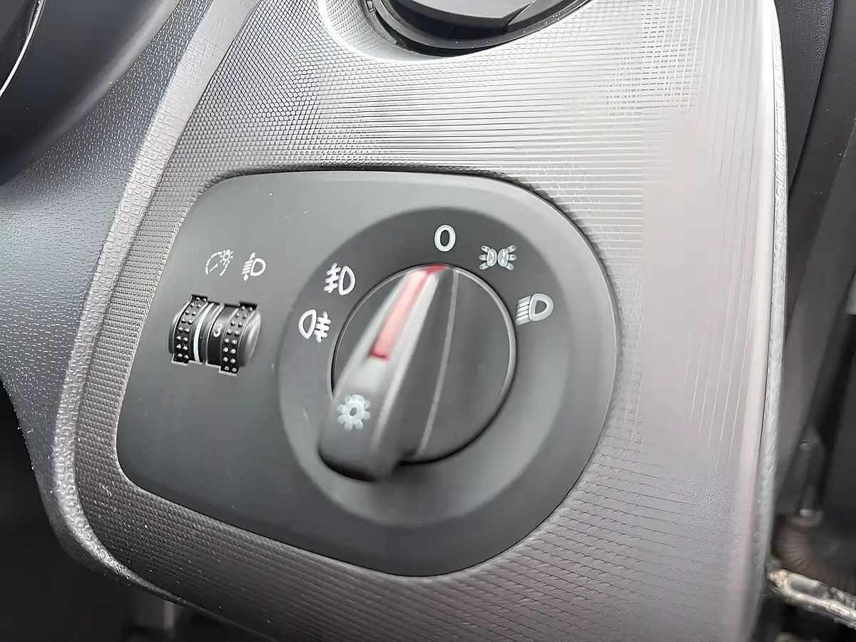Used 2013 SEAT Ibiza Toca Grey - Interior and Exterior details 15