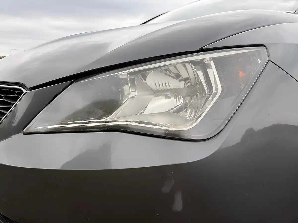 Used 2013 SEAT Ibiza Toca Grey - Interior and Exterior details 18