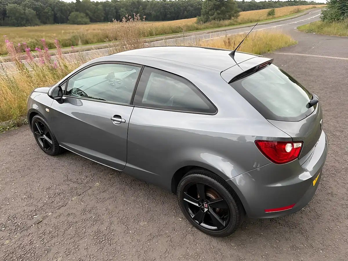 Used 2013 SEAT Ibiza Toca Grey - Interior and Exterior details 19