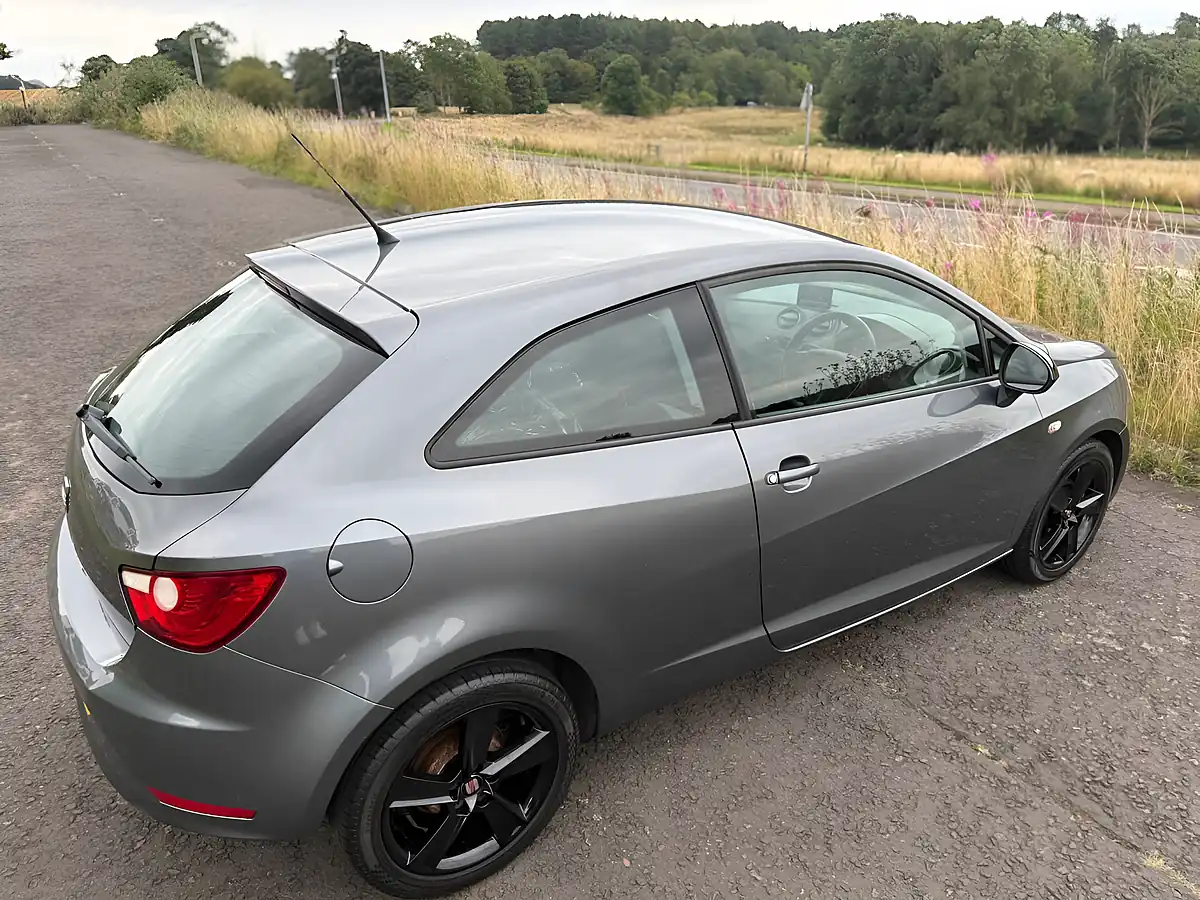 Used 2013 SEAT Ibiza Toca Grey - Interior and Exterior details 20