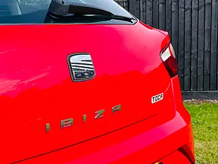 Used 2013 SEAT Ibiza Toca Sport Coupe Emocion Red - Interior and Exterior details 13